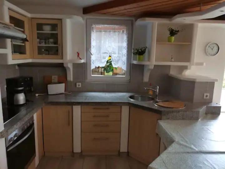 Schoene Ferienwohnung Mit Terrasse Malterdingen Εξωτερικό φωτογραφία